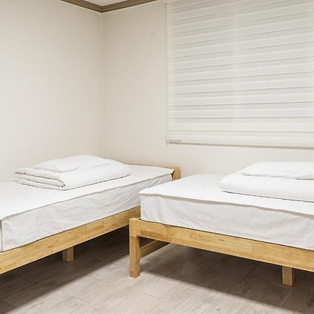 Hwarang Guesthouse 慶州市 エクステリア 写真